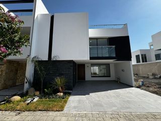 Casa en Venta en Lomas de Angelópolis, Excelente ubicación, Amenidades, Acabados Premium