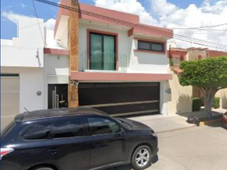 Se vende excelente casa Madrid, Cd. del Valle, Tepic, Nay.