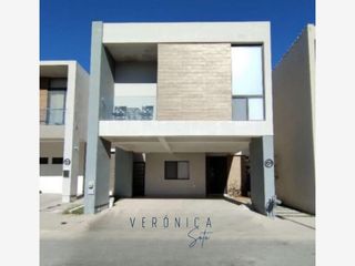 ¡Casa en VENTA TOTALMENTE AMUEBLADA & NUEVA en Zona Consulado!