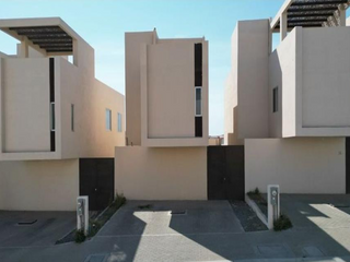 Se vende excelente casa Lomas Conjunto Residencial, Tijuana, B.C., México
