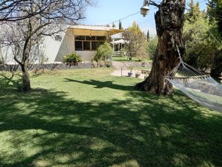 Casa con Gran Terreno en VENTA en Tenango del Aire, Estado de México, México