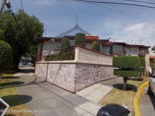 Casa en Venta en Ciudad Satélite Naucalpan de Juarez Fundadores E.M 24-184 MR