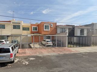 ¡¡Vive en hermosa y amplia casa en remate en Col. Colli  Urbano, Zapopan, Jalisco!!