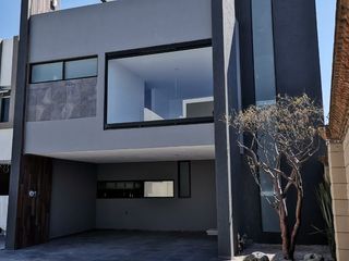 SE VENDE CASA EN PUEBLA EN PARQUE BAJA CALIFORNIA LOMAS DE ANGELOPOLIS