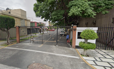Eten, Lindavista Sur, 07300 Ciudad de México, CDMX, México. Hermosa casa en remate bancario. Oportunidad única de inversión. no créditos.