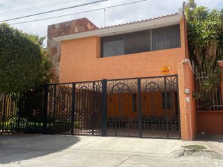Casa en Venta en Lomas 4ta con 4 recamaras