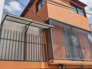 Venta Casa con 3 departamentos Ciudad Azteca Ecatepec