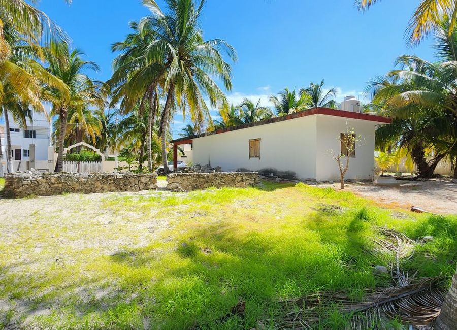Amplio Terreno en Venta en Telchac Puerto, Yucatán