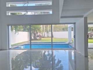 Moderna casa en venta en Residencial Villa magna Cancun