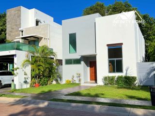 Casa en Venta Residencial Cumbres Cancun