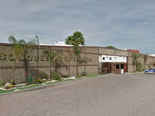 Casa en Col. Bosques de granada, San Pedro Cholula, Puebla., ¡Compra directa con el Banco, no se aceptan créditos!