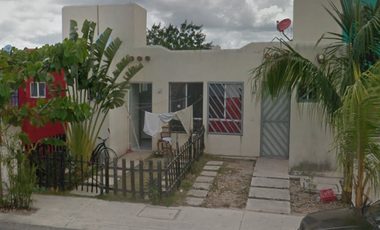 Casa en remate Bancario en Playa del Carmen, Cauncun. (65% debajo de su valor comercial, solo recurso propio, Unica Oportunidad). -EKC