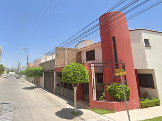¡APROVECHA ESTA INCREÍBLE OPORTUNIDAD DE HACER CRECER TU PATRIMONIO! Casa en REMATE HIPOTECARIO BANCARIO en Arboledas de Ibarrilla, León, Guanajuato