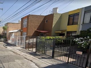 RL EXCELENTE CASA EN VENTA EN GUADAJALARA, JALISCO.