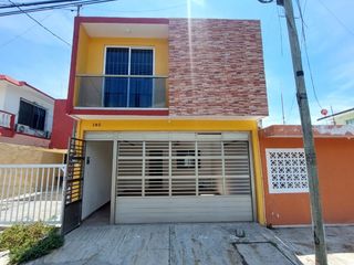 Casa En VENTA ubicada en Fraccionamiento Primero de mayo norte, Veracruz.