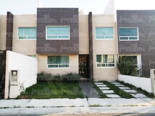 Amplia Casa en Renta dentro de Pequeña Privada en Pachuquilla