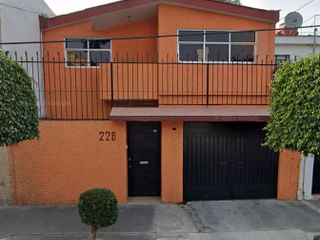 Hermosa casa en venta, en Nueva Santa Maria, Azcapotzalco, Ciudad de México.