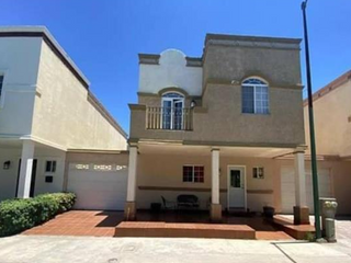 Casa en venta en Paseo de los Nogales Ciudad Juárez