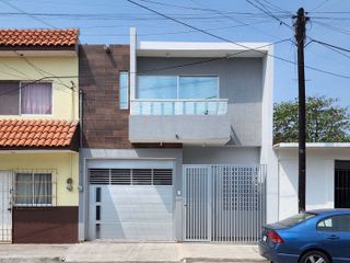 Casa en venta en Veracruz, Col. Centro en Veracruz, Ver.
