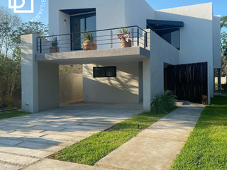 Preciosa casa en venta o renta con alberca al norte de Mérida lista para entrega