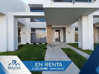Casa en Renta Bonaterra, Coto Altezza
