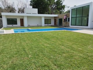 Venta de amplia casa nueva de un piso en Real de Tezoyuca, Morelos