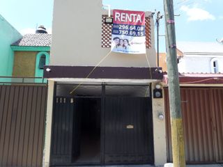 Casa en renta, Colonia El Cerrito, zona Plaza Crystal, Puebla.