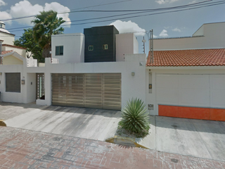 Bonita y Espaciosa Casa en Cancún, NO CREDITOS