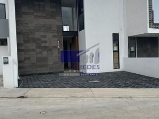 C112 Casa nueva en venta  Fracc. Privado zona Ciudad Salud Morelia