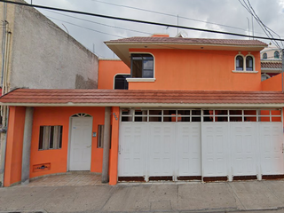 Bonita Casa En Una Exelente Ubicacion Calle Canadá # 604 Fracc. El Dorado 1