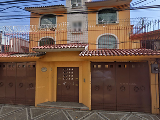 Casa en venta cerca de av. Centenario , Periférico Sur