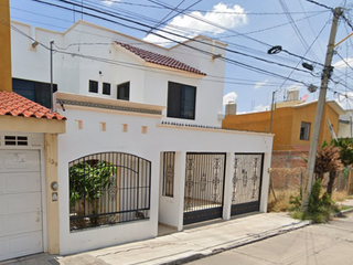 Casa en venta en República de Cuba, Montebello, Aguascalientes, México
