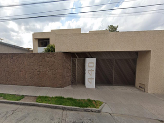 Hermosa propiedad ubicada en Jacarandas 440, Las Águilas 3ra Secc, 78270 San Luis Potosí, S.L.P.