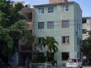 Venta De Casa en Calle Amatan, Col. Supermanzana 48, Quintana Roo