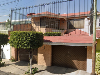 Excelente Oportunidad de Inversion Preciosa  Casa en Rtno. 31 Avenida del Taller 11, Jardín Balbuena, Venustiano Carranza, Ciudad de México.