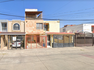 Casa en Villas del Nilo Guadalajara en Remate Bancario