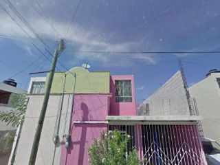 Casa en Col. Los Muros, Reynosa, ¡Compra directa con el Banco, no se aceptan créditos!