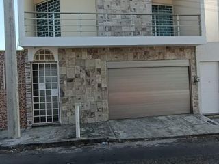 Casa en venta Col. Adalberto Tejeda, Boca del Rio, Veracruz
