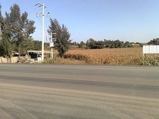 Terreno en Venta a pie de carretera, a 1 km del entronque con la carretera a Chapala