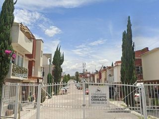 Casa en venta en Cuautitlán Izcalli, México,  ¡Compra esta propiedad mediante Cesión de Derechos e incrementa tu patrimonio! ¡Contáctame, te digo cómo hacerlo!