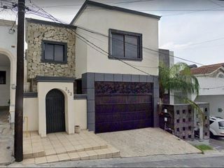 VENTA DE CASA EN NUEVO LEÓN COL. LAS CUMBRES 6O. SECTOR SECC. B