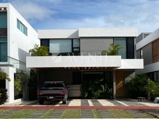 Casa en Venta, Cumbres Residencial, Cancún Quintana Roo.