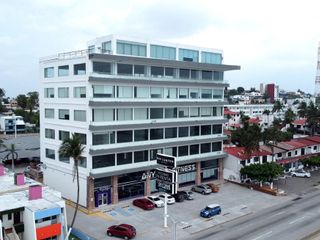 Oficina en renta en Veracruz calle principal frente al mar en boca del Río, Ver.
