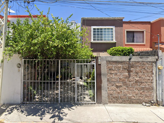 PRECIOSA CASA EN BOSQUE DE ALAMEDA GUANAJUATO