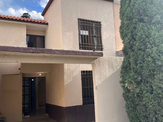 Oportunidad, Casa en venta en Arboledas de Jacarandas.