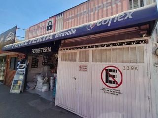 VENTA CASA CON LOCAL COMERCIAL EN MIRAVALLE, GUADALAJARA