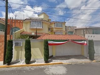 Hermosa Casa en Metepec, Remate Bancario, No CREDITOS