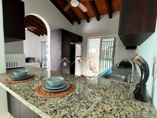 ¡Hermosa Casa en Venta en Exclusivo Condominio de Baja Densidad!