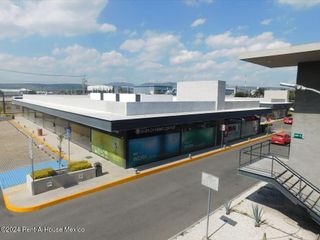 Santa Rosa de Jauregui local comercial en PA en RENTA QH4233