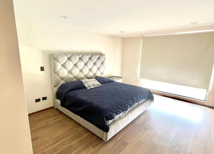 CASA EN MALLORCA PARK RESIDENCE & CONDOS EN VENTA CASI LLEGANDO A LOMAS